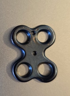 8-подібна подвійна пластина, відстань між отворами 12,14,16,18мм